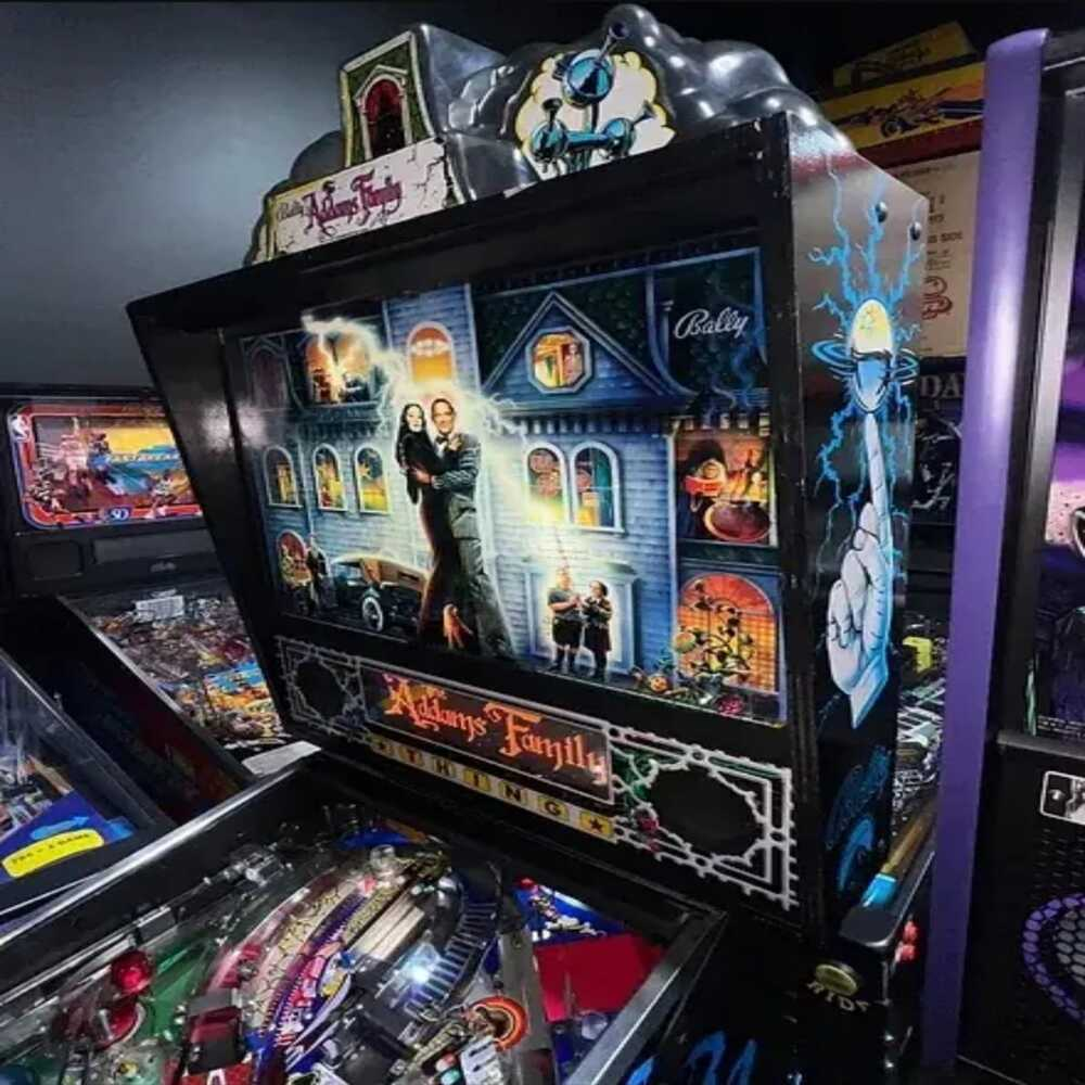 Addams family pinball machine