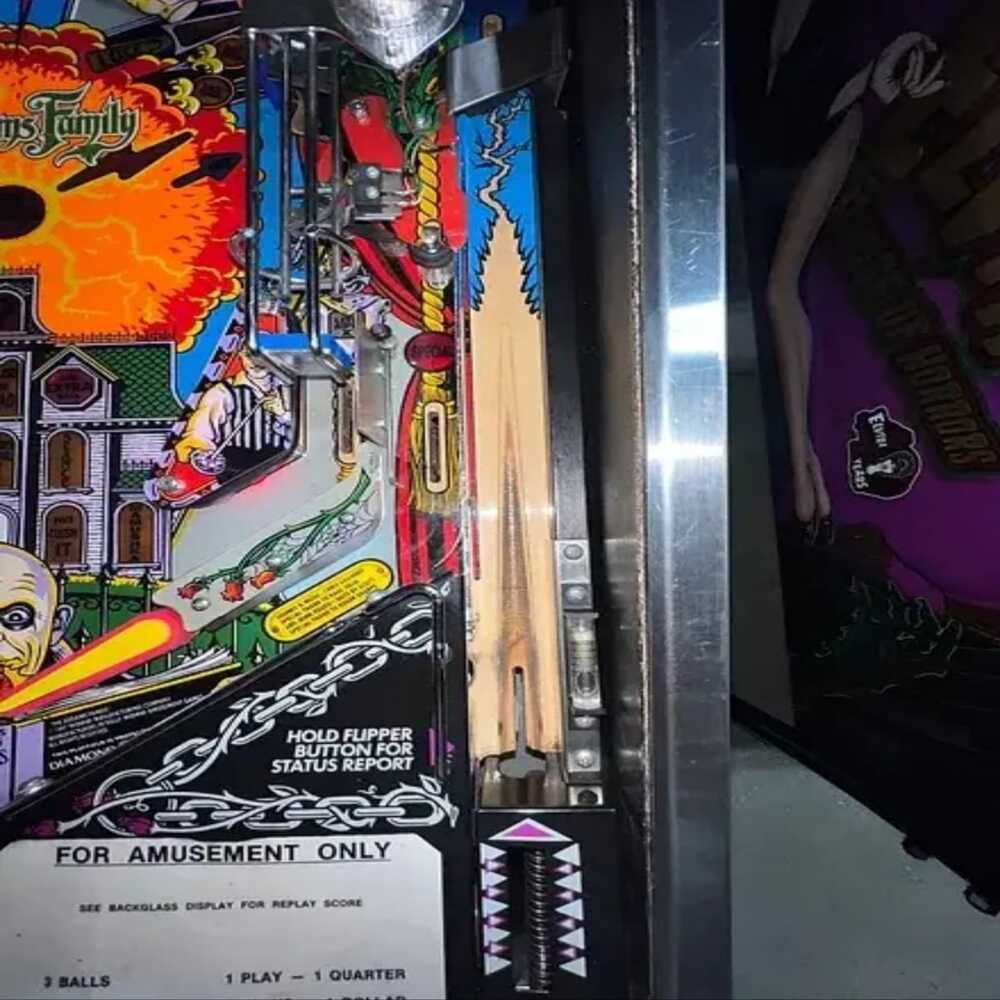 Addams family pinball machine